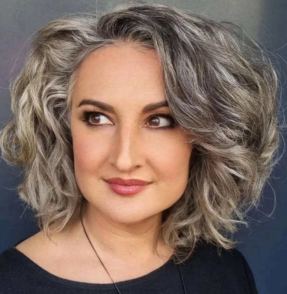 Fluffy Bob for Wavy Hair