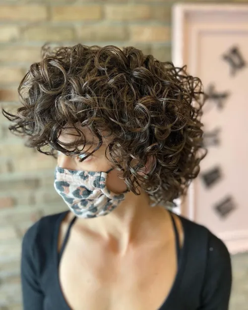 Longer Curtain Bangs on Looser Curls