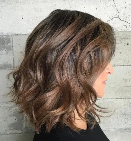 Shoulder-Length Wavy Blonde Style Medium Choppy Cut For Wavy Hair