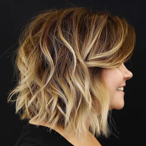 Choppy Shaggy Honey Bronde Bob Shaggy Brown Bob With Bleached Highlights