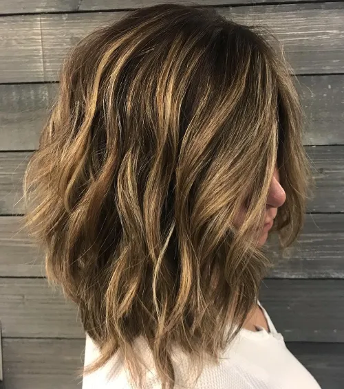 Wavy Shoulder-Length Hair with Highlights Medium Shag For Thick Hair