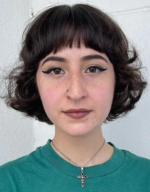 Cute French Bob with Baby Bangs Short Wavy Bob with Bangs