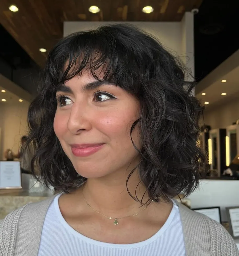 Wavy Bob with Tousled Subtle Layers