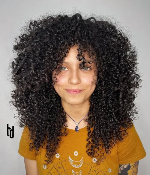 Dark Layered Corkscrews for Round Faces Catchy Layered Corkscrew Hairstyle