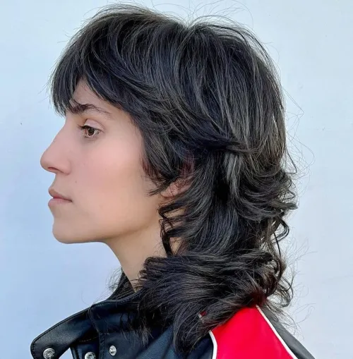 Haircut with Layers for Thick Wavy Hair