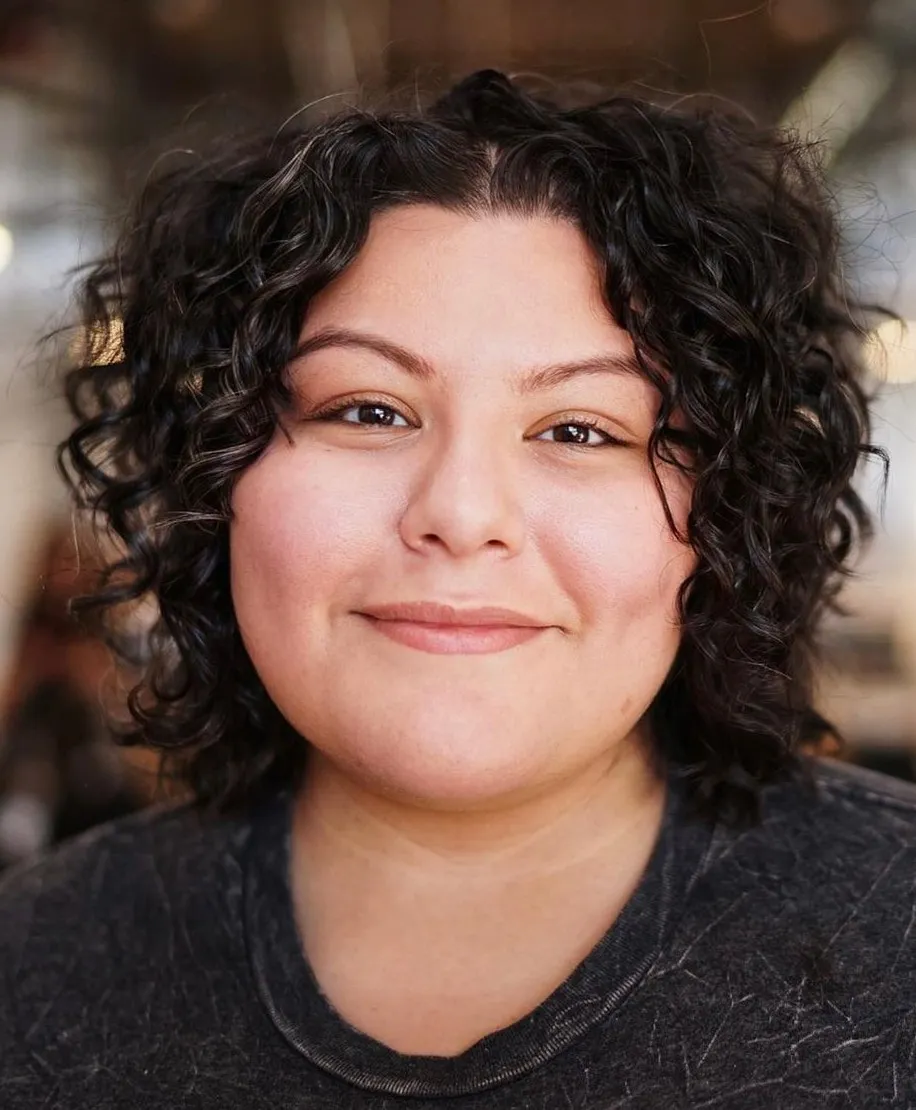 Curly Chin-Length Bob Curly Layered Bob for Round Face