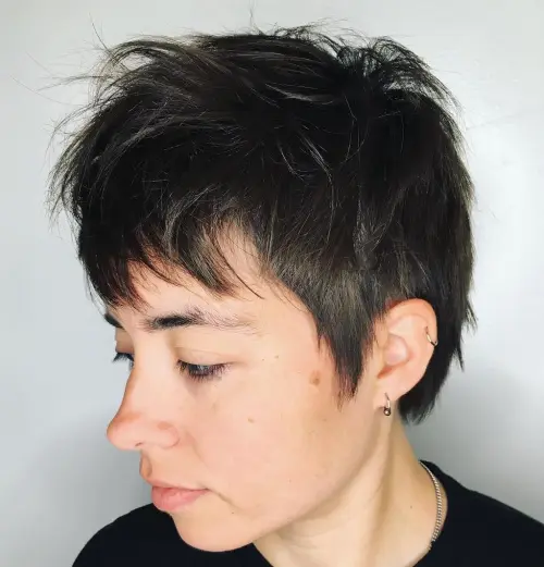 choppy pixie haircut