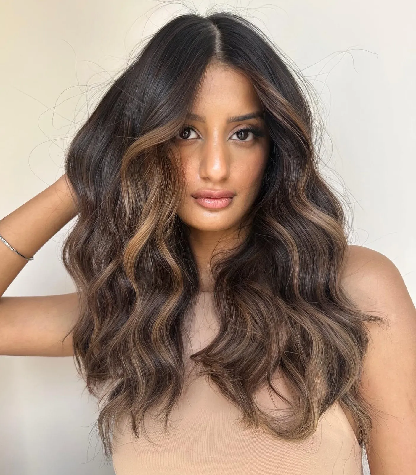 Medium Brunette Hair with Caramel Highlights