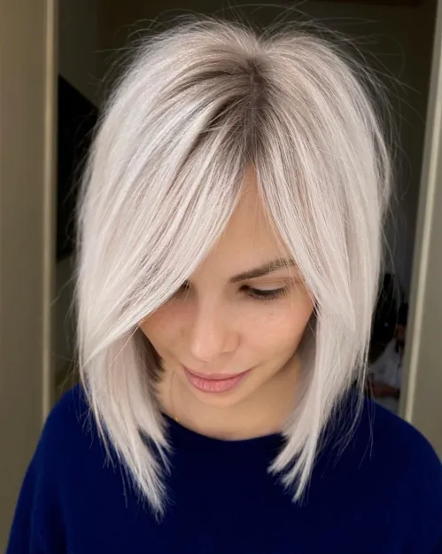 30 Stylish Hairstyles for Thin Straight Hair 10 Straight Wispy Lob with Flyaways