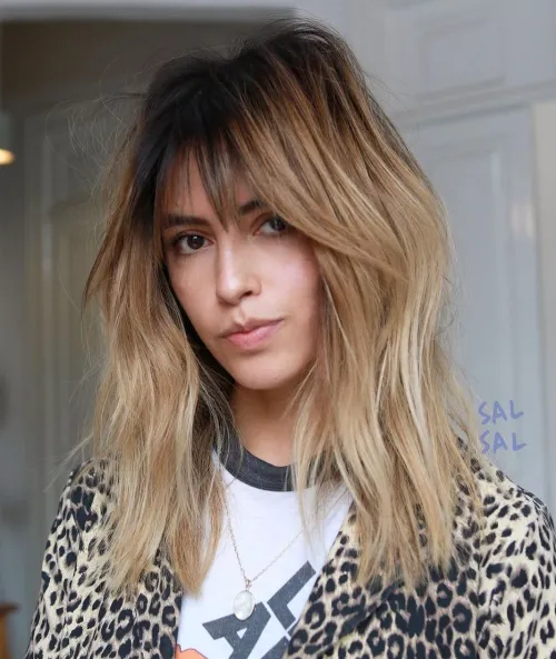 30 Stylish Hairstyles for Thin Straight Hair 20 Black and Blonde Medium Straight Shag