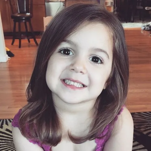 beautiful medium haircut for girls with fine hair