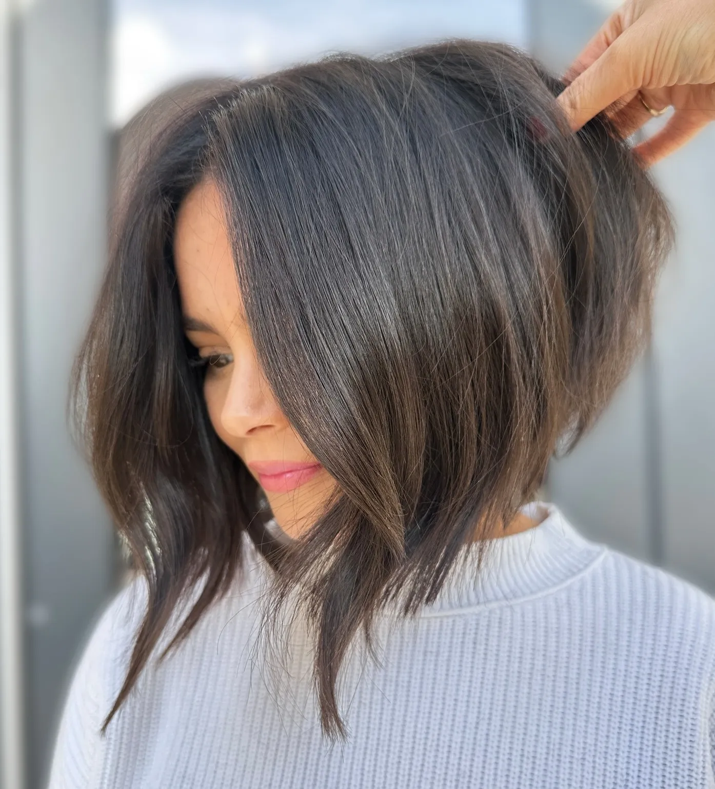 Angled Bob for Thick Straight Hair Stacked Bob Haircut for Thick Hair