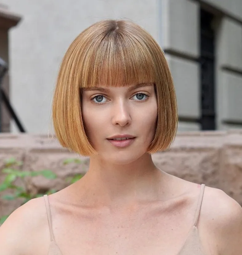 Classic French Bob for Straight Hair Graphic Blunt Bob with Blunt Bangs