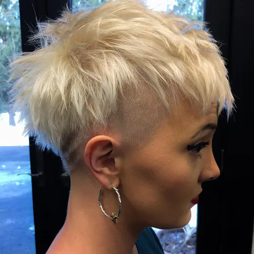 50 Bold Undercut Hairstyles for Women to Make an Impact 4 women's short blonde undercut