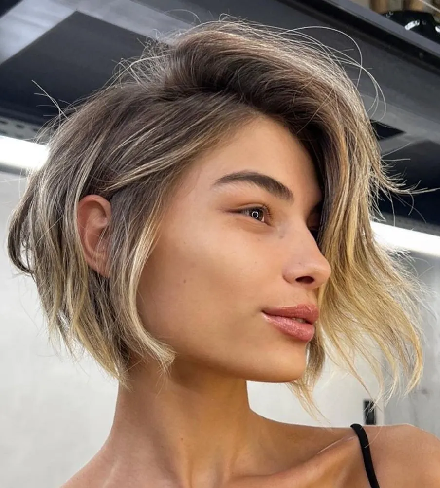 Side Parted Asymmetrical Short Cut