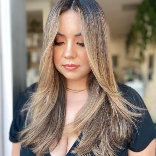 Long Haircut for Chubby Face Double Chin