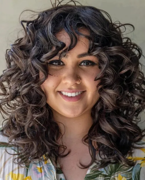 Curly Hair Style for Double Chin