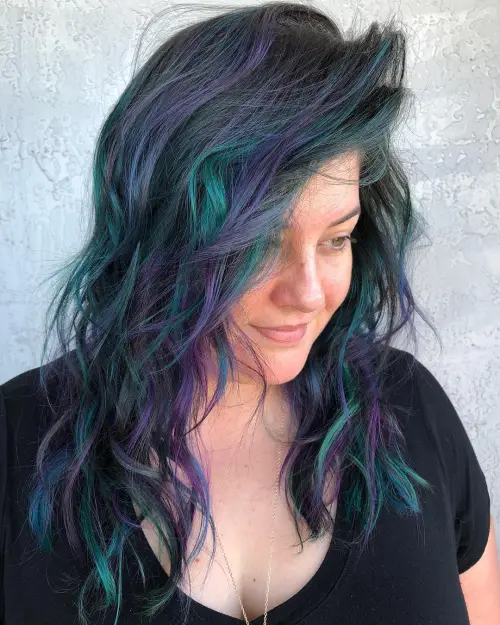 Flattering Hairstyle for Plus Size Women