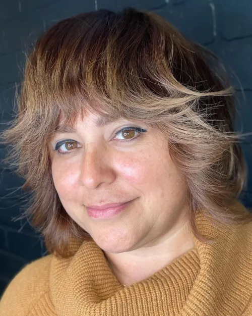 80s Hairstyle for Round Face and Double Chin