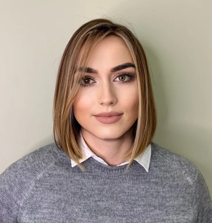 Collarbone Lob for Pear Face Shape