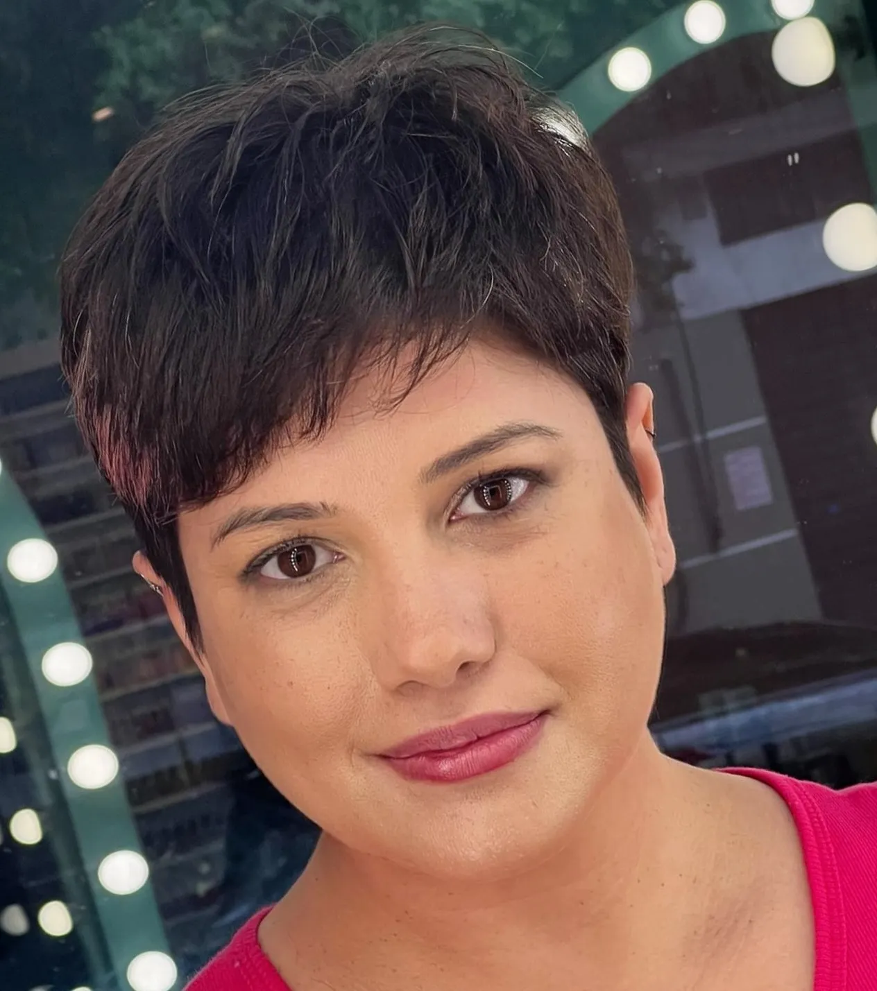 Layered Pixie for Pear-Shaped Faces